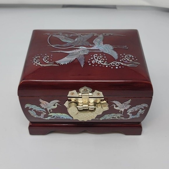 Vintage Mother Of Pearl Inlay Wooden lacquer Arirang Music Jewelry Box Korean - Picture 1 of 13
